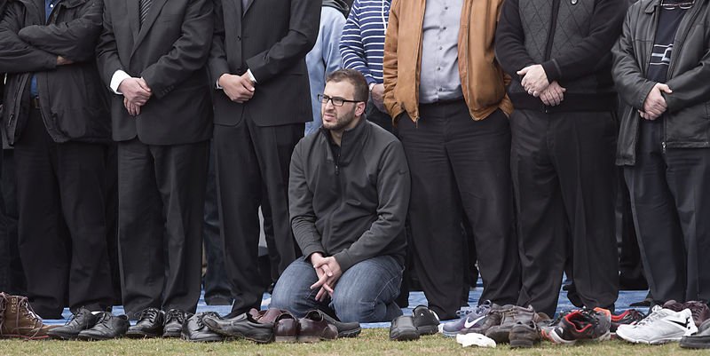 ABD'de öldürülen 3 Müslüman genç toprağa verildi