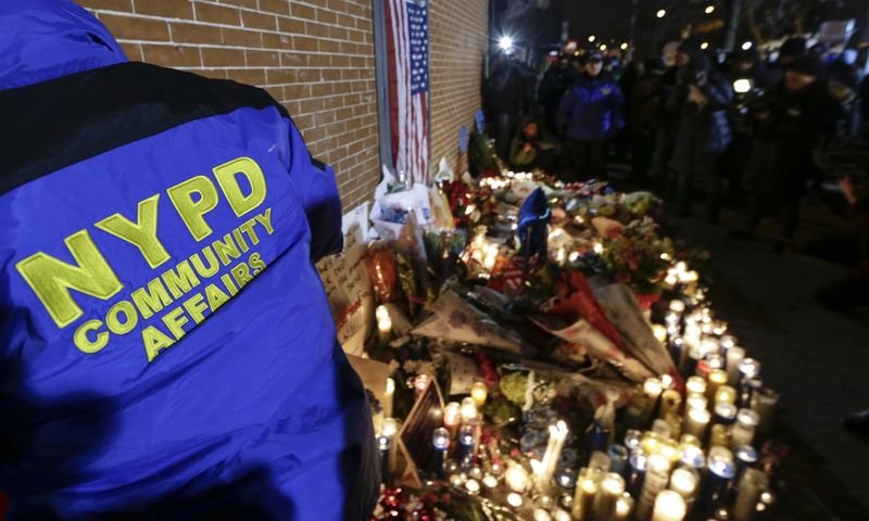 ABD'de öldürülen polis memurları için anma töreni