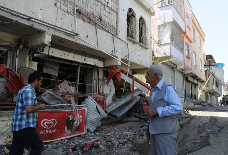Diyarbakır Silvan savaş alalına döndü