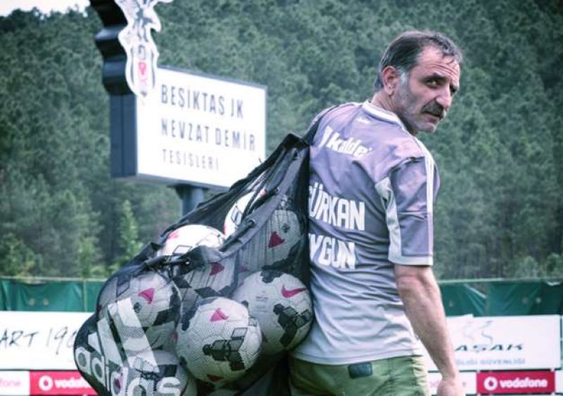 Bakın ünlüler hangi  takımı tutuyor 