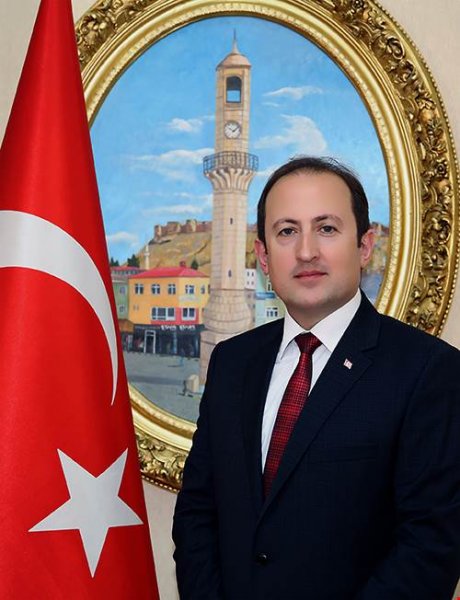 İsim isim illerin valileri