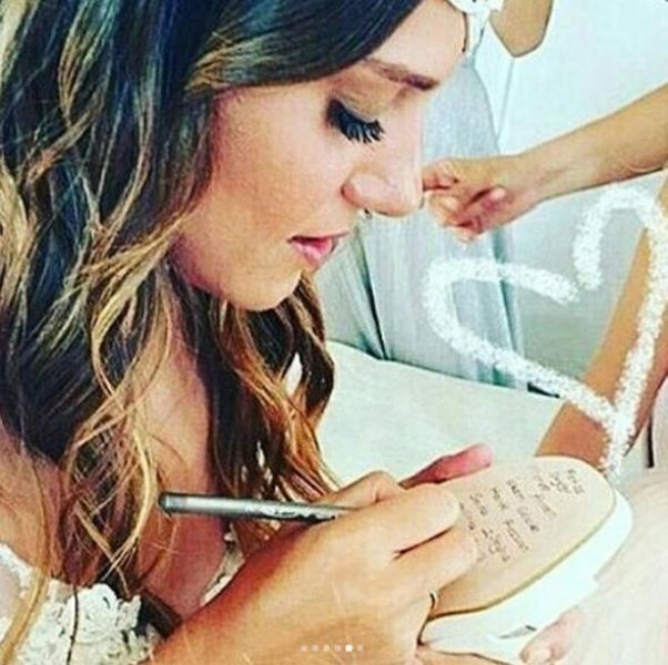 Güzel oyuncu Nilay Deniz evlendi