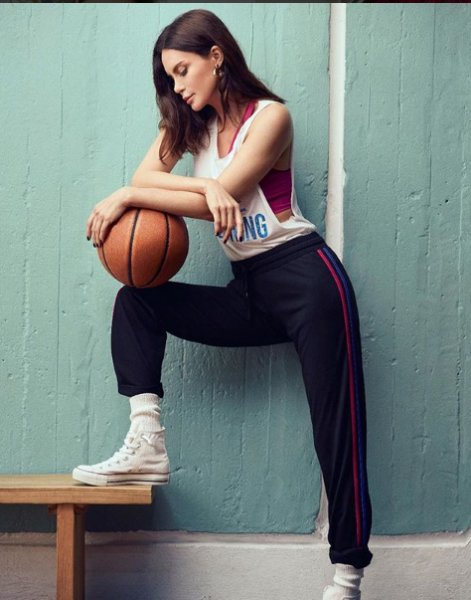 Ebru Şallı büyük oğlu Beren'in fotoğrafını paylaştı 