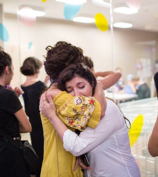 Oyuncu Şükran Ovalı doğum fotoğraflarını paylaştı