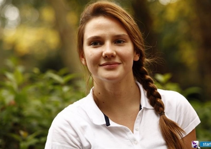 Paramparça’nın nankör kızı Hazal'ın bilinmeyenleri 