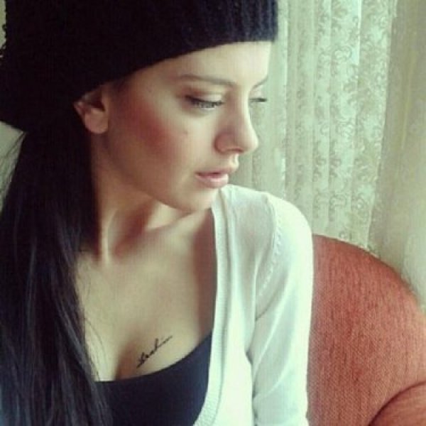 İdo'nun yeni tarzının sebebi sevgilisi çıktı