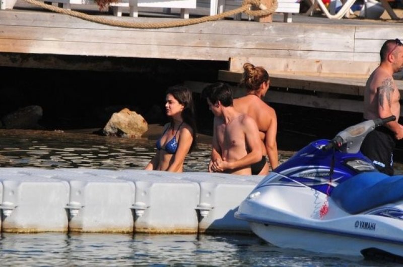 Karagül'ün aşıkları çok mutlu