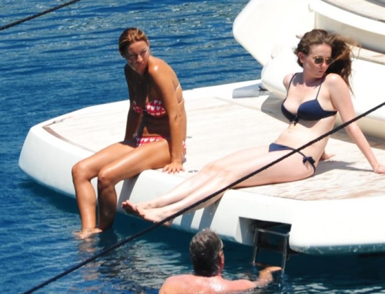 Pınar Altuğ yaz sezonu açtı