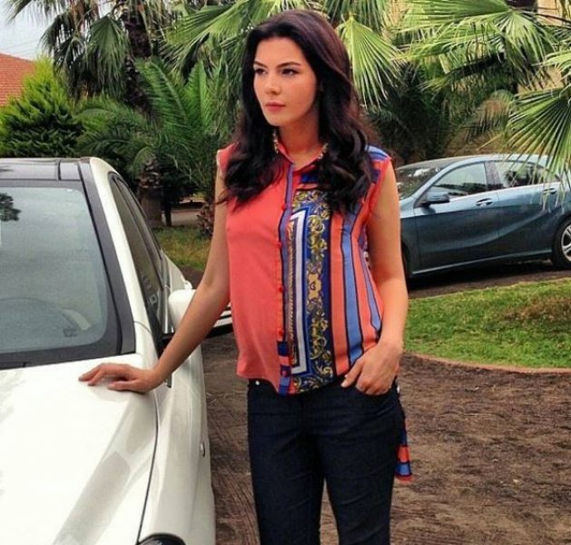 Hatice Şendil'den hamilelik pozu 