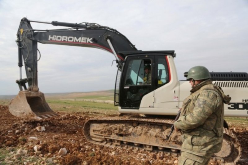 Süleyman Şah Türbesi'nin yapımı sürüyor