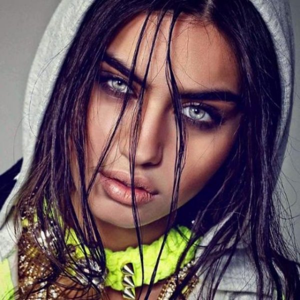 Amine Gülşe: Öpüşme sahnesinde çok gerildim