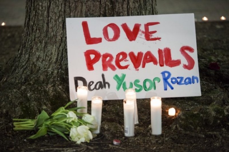 ABD'de öldürülen 3 Müslüman genç için anma töreni