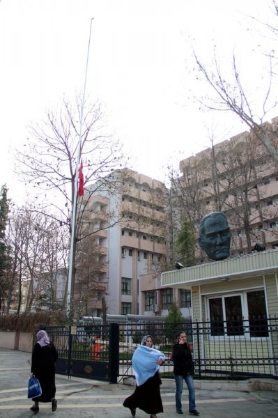 Pakistan için bir günlük milli yas