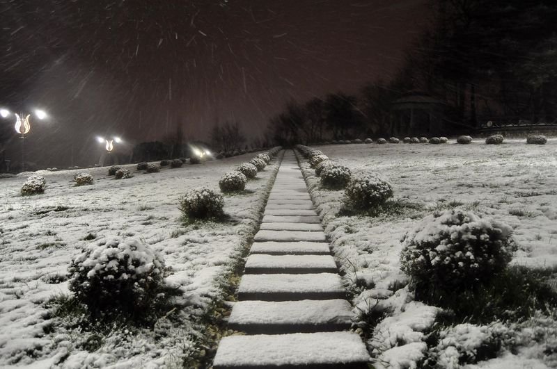 İstanbul'da kar yağışı etkili oldu