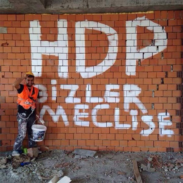 HDP'ye destek için paylaşılan ilginç fotoğraflar