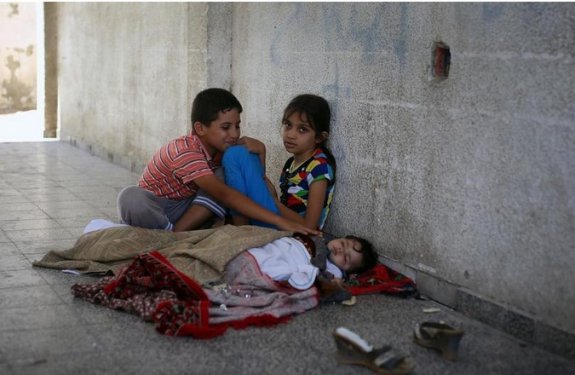 İsrail Gazze'de katliam yapıyor