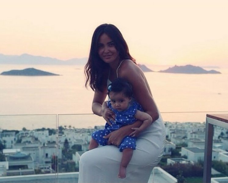 Volkan Demirel'in kızı Yade aynı babası