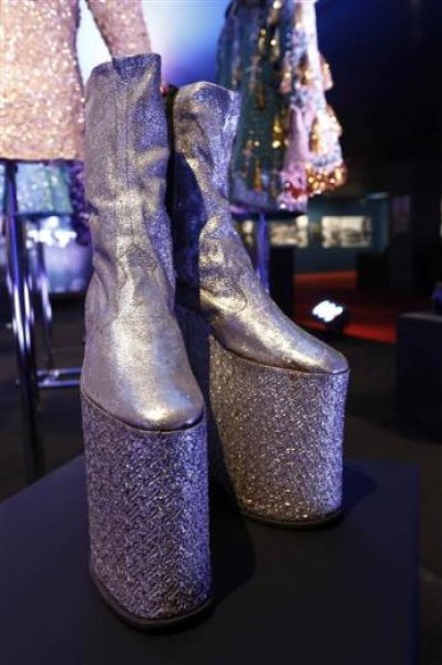 Zeki Müren sergisi açıldı