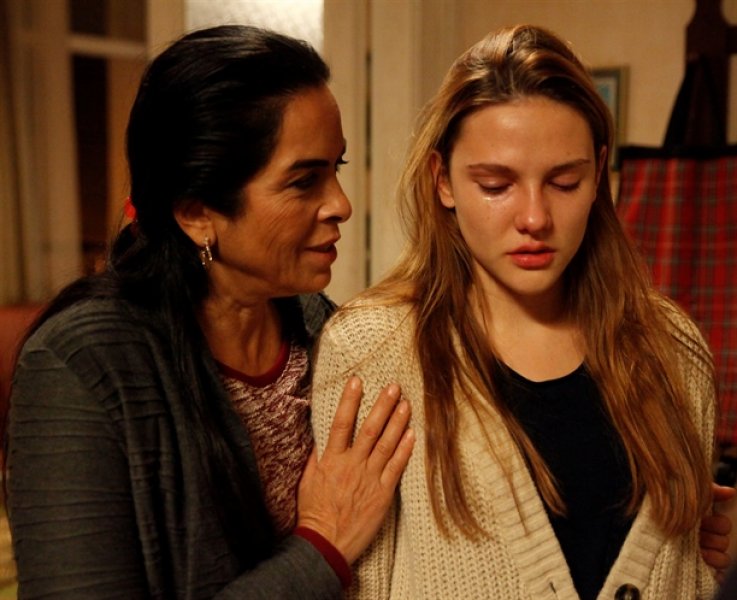 Paramparça’nın nankör kızı Hazal'ın bilinmeyenleri 