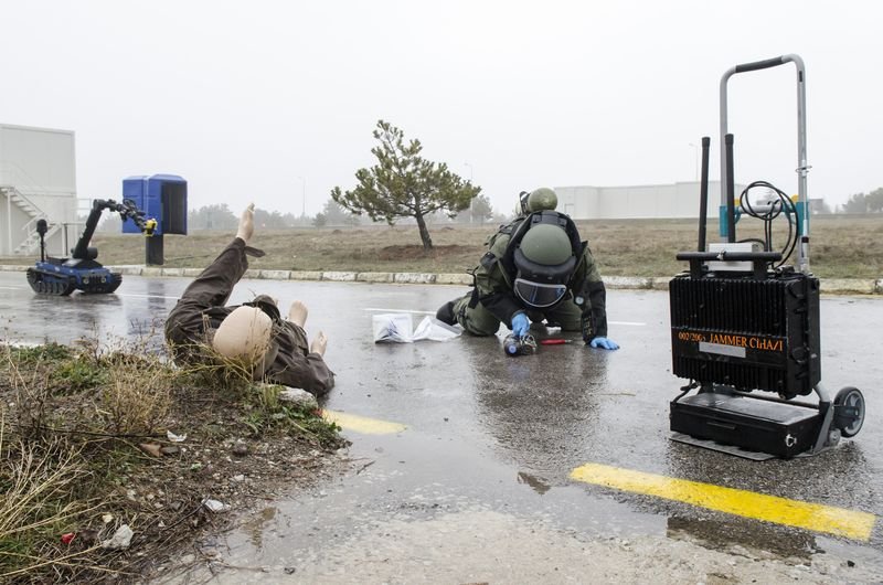 Bomba imha robotu kaplan birçok kente dağıtıldı