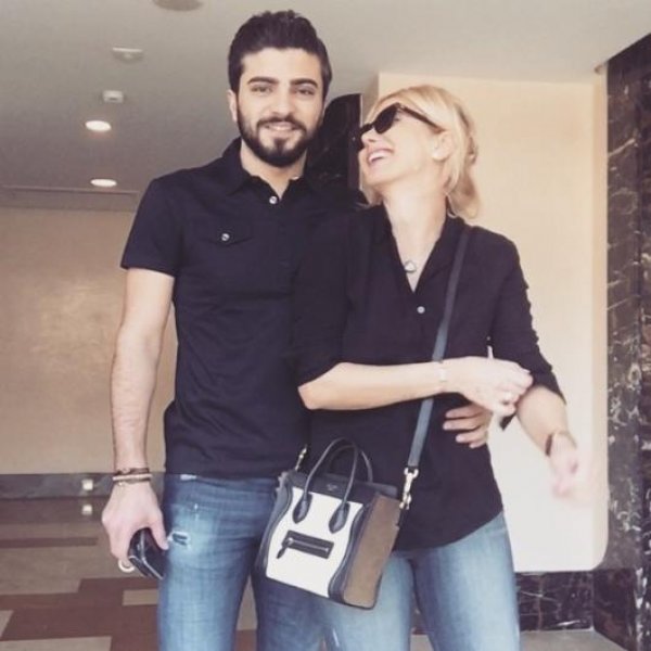 Ünlü sunucu Ece Erken boşanıyor