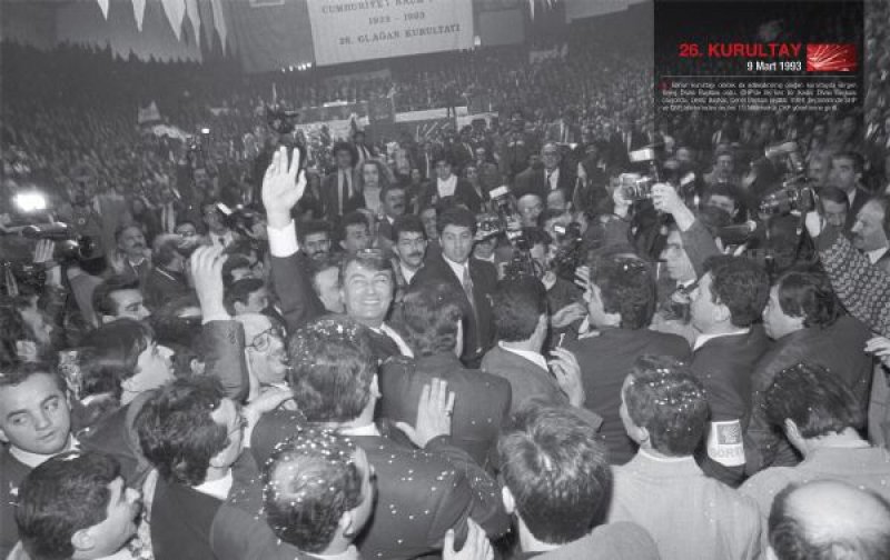 CHP'den kurultaya özel albüm