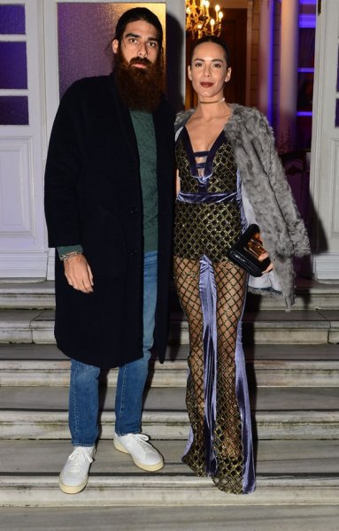 Başak Dizer ile Ceylan Çapa pişti oldu