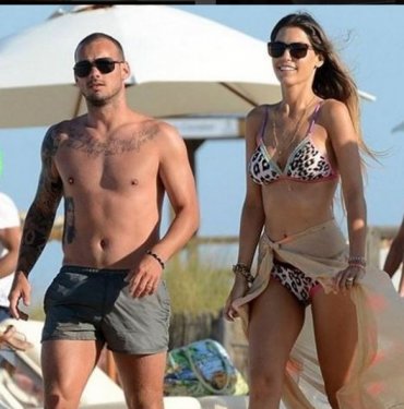 7 aylık hamile Yolanthe Cabau soyundu