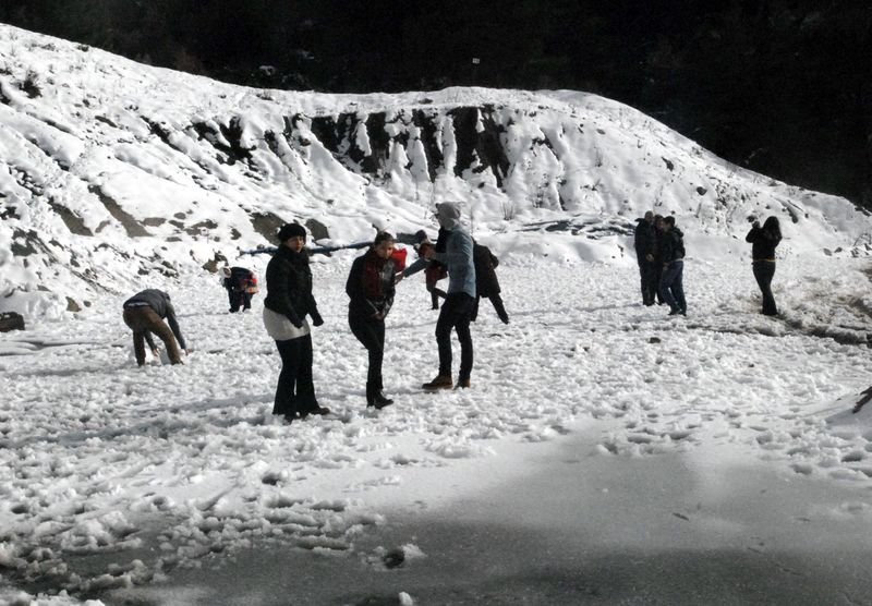 İzmirliler karın tadını çıkardı