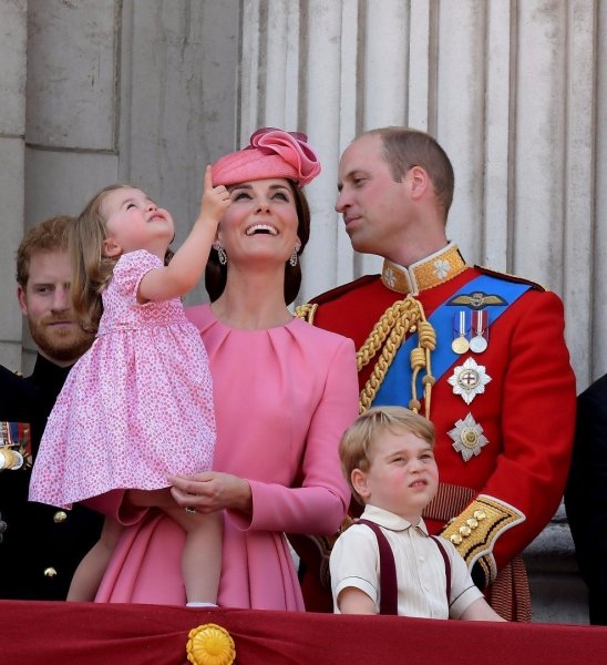 İngiliz Kraliyet Ailesi kuralları