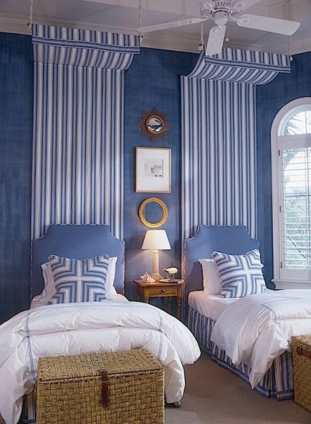 Dekorasyonda mavi ve beyaz uyumu 