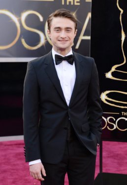 85. Oscar Töreni - Kırmızı Halı 