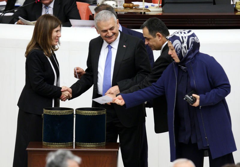 Meclis Genel Kurulu'nda yapılan oylamadan görüntüler