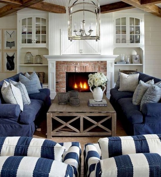 Dekorasyonda mavi ve beyaz uyumu 