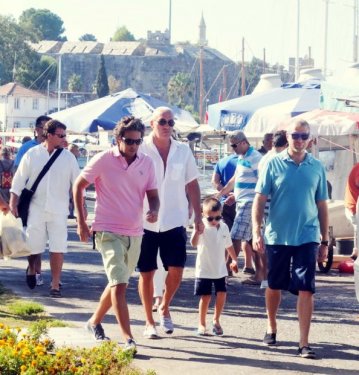 Rus milyarder Abramoviç Bodrum sokaklarında 