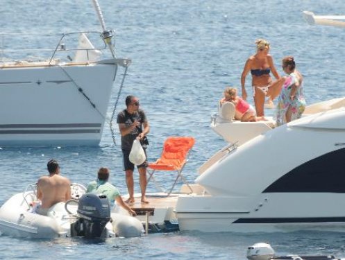 Pınar Altuğ ve Yağmur Atacan'ın tatil keyfi