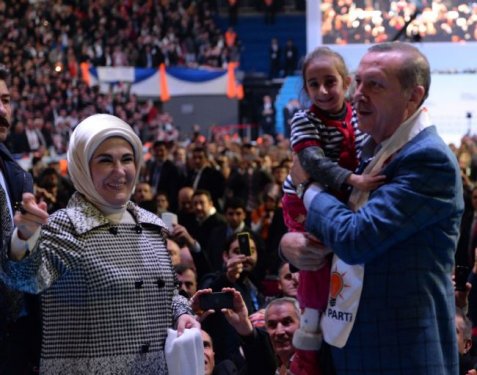 Erdoğan İstanbul ilçe adaylarını tanıttı
