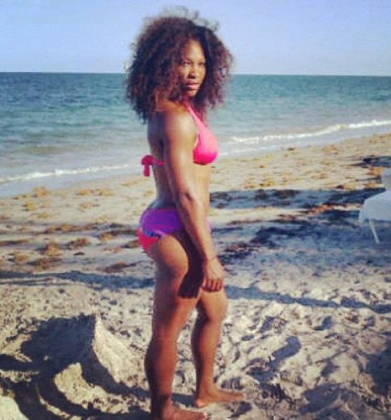 Tenis kortlarının yıldızı Serena Williams iç çamaşır mankeni oldu 