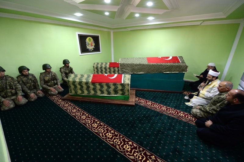 Ecdat yadigarı emanetlere özel tören