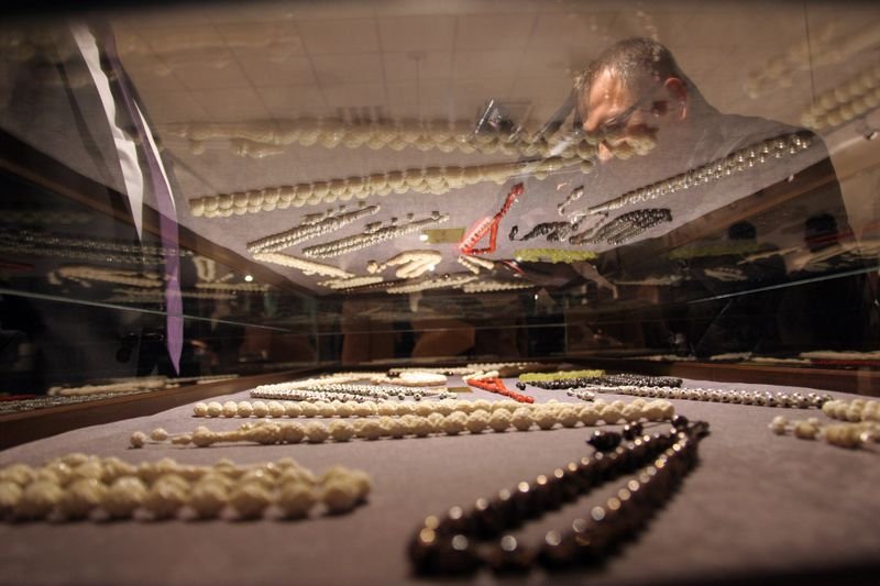 Ünlü tespih ustaları Adana'da sergi açtı