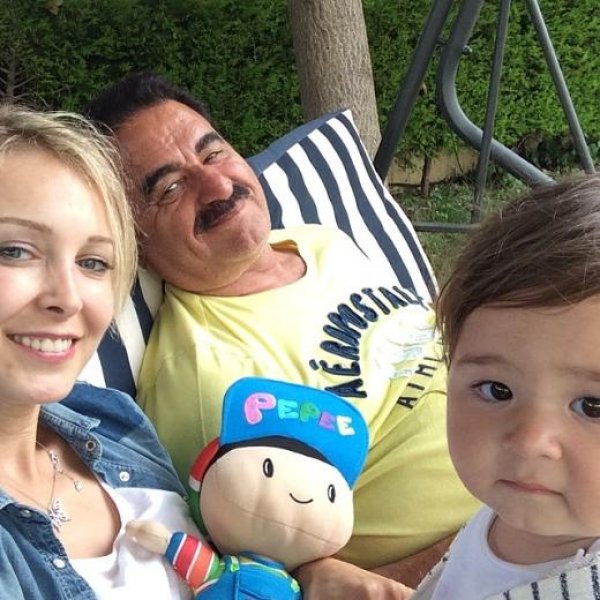 Ayşegül Yıldız'dan duygusal paylaşım