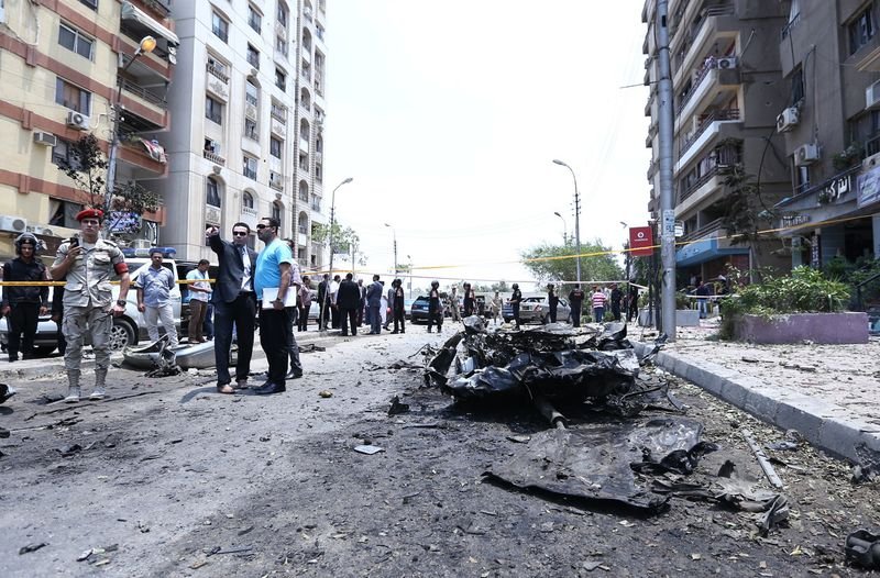 Mursi'ye idam isteyen başsavcı öldürüldü