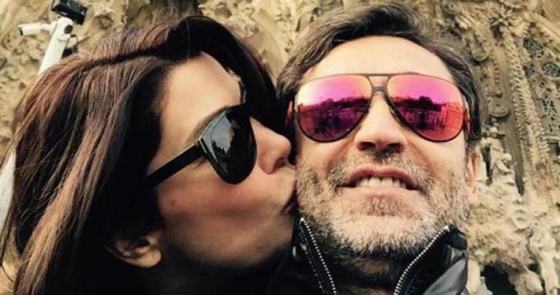 Deniz Akkaya sevgilisi Murat Varol'dan dayak yedi