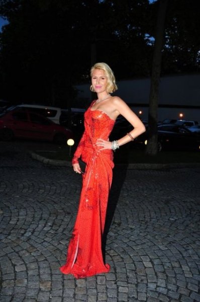 Zayıflayarak bambaşka bir görünüm kazanan ünlüler 