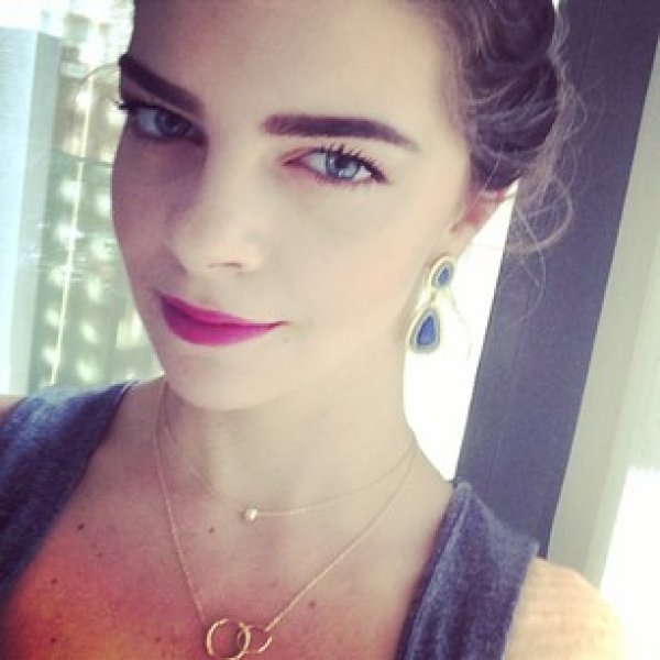 Pelin Karahan ikinci çocuk mesajı verdi 