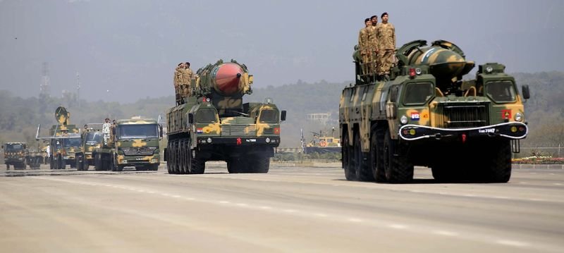 Pakistan yeni silahlarıyla gövde gösterisi yaptı