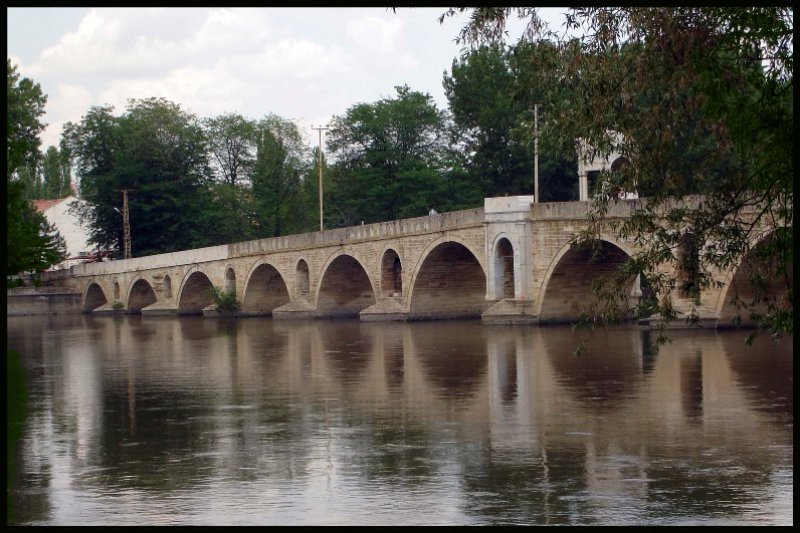 Tarihe tanıklık eden köprüler