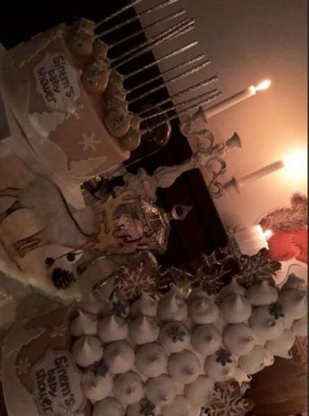 Sinem Öztürk baby shower partisi düzenledi 