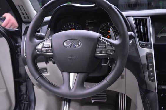 İnfiniti Q50 ABD’de görücüye çıktı