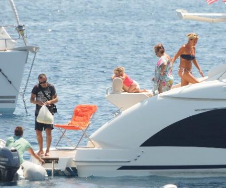 Pınar Altuğ ve Yağmur Atacan'ın tatil keyfi